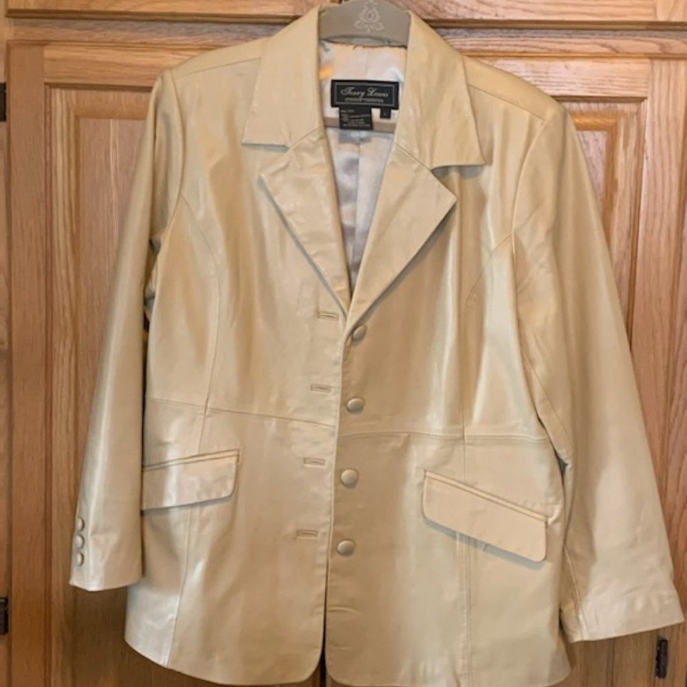 Terry Lewis Classic Luxuries Leather Jacket, Women's size L, tan